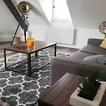 Appartement 4P Hypercentre. Place De Cathedrale